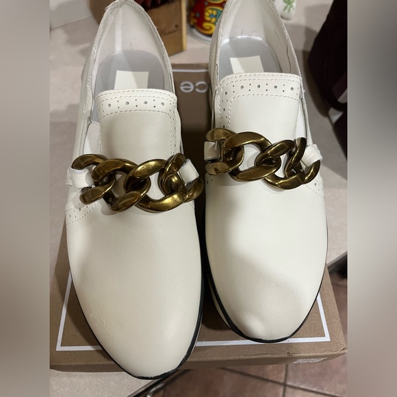DV by Dolce Vita Shoes - Dolce Vista white loafers in size 9 1/2